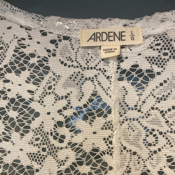 3/$15 Ardene White Lace Shawl - Picture 2 of 4